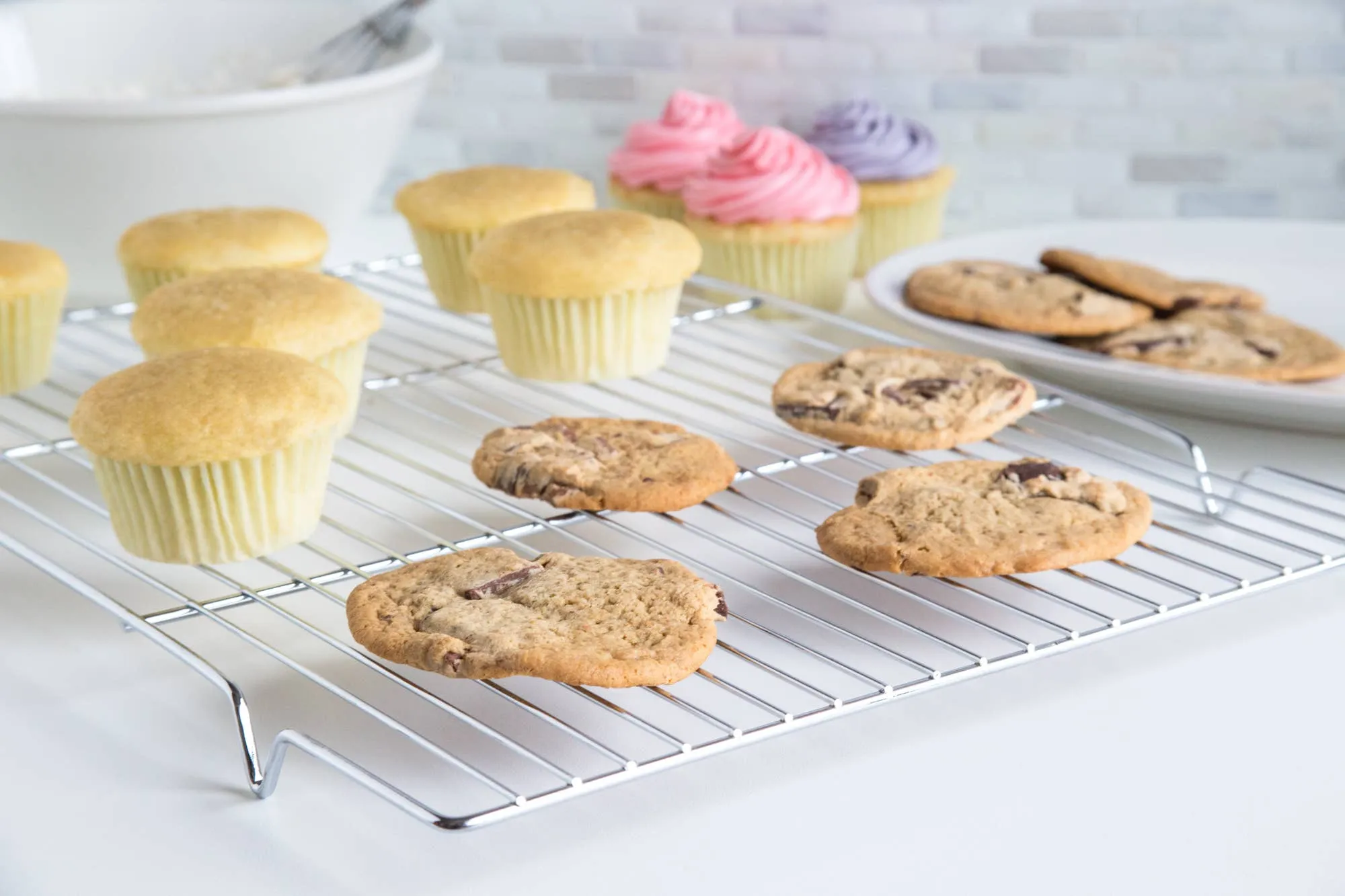 Fox Run Rectangular Cooling Rack, 18" x 12.5"
