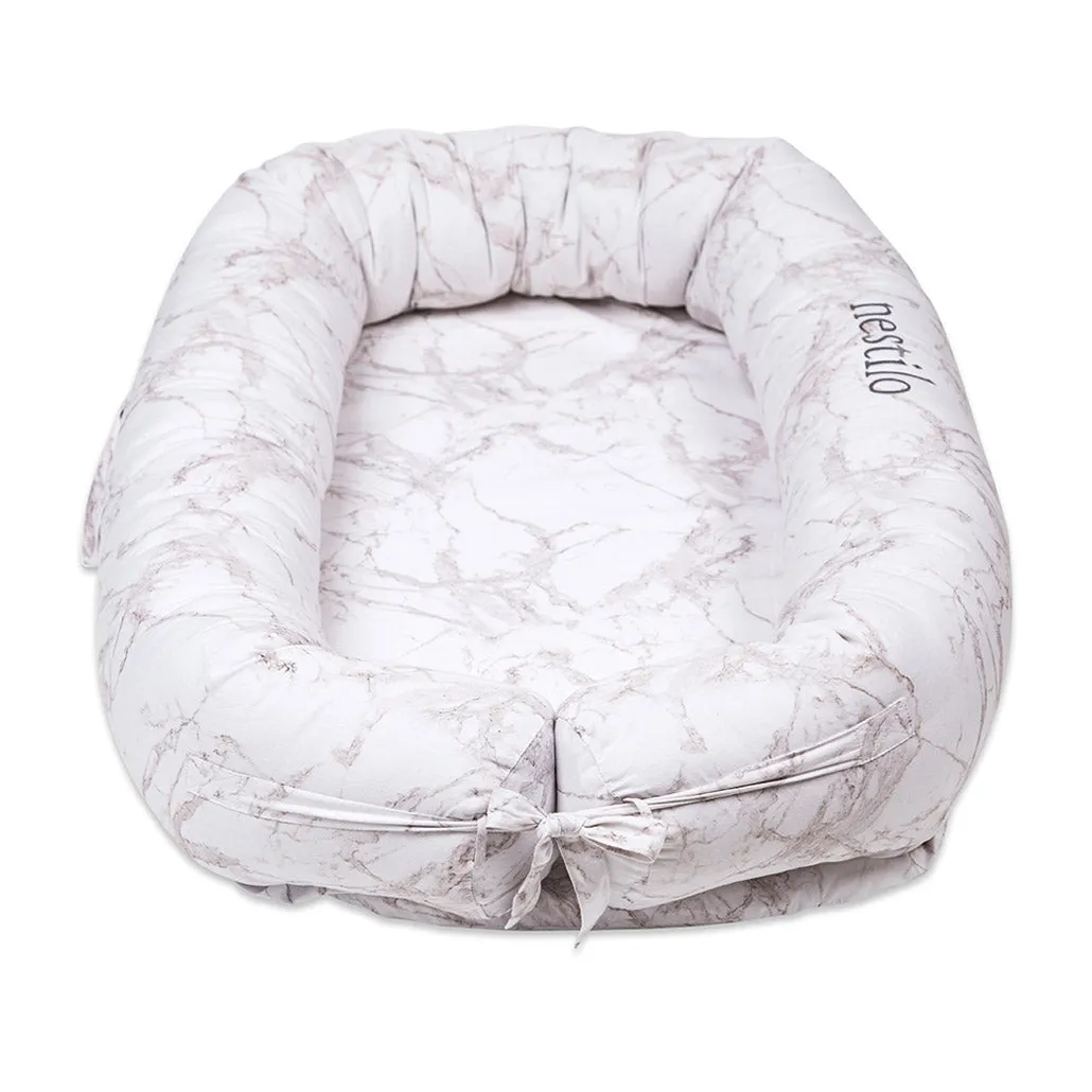 Masilo Nestilo - Carrara Marble