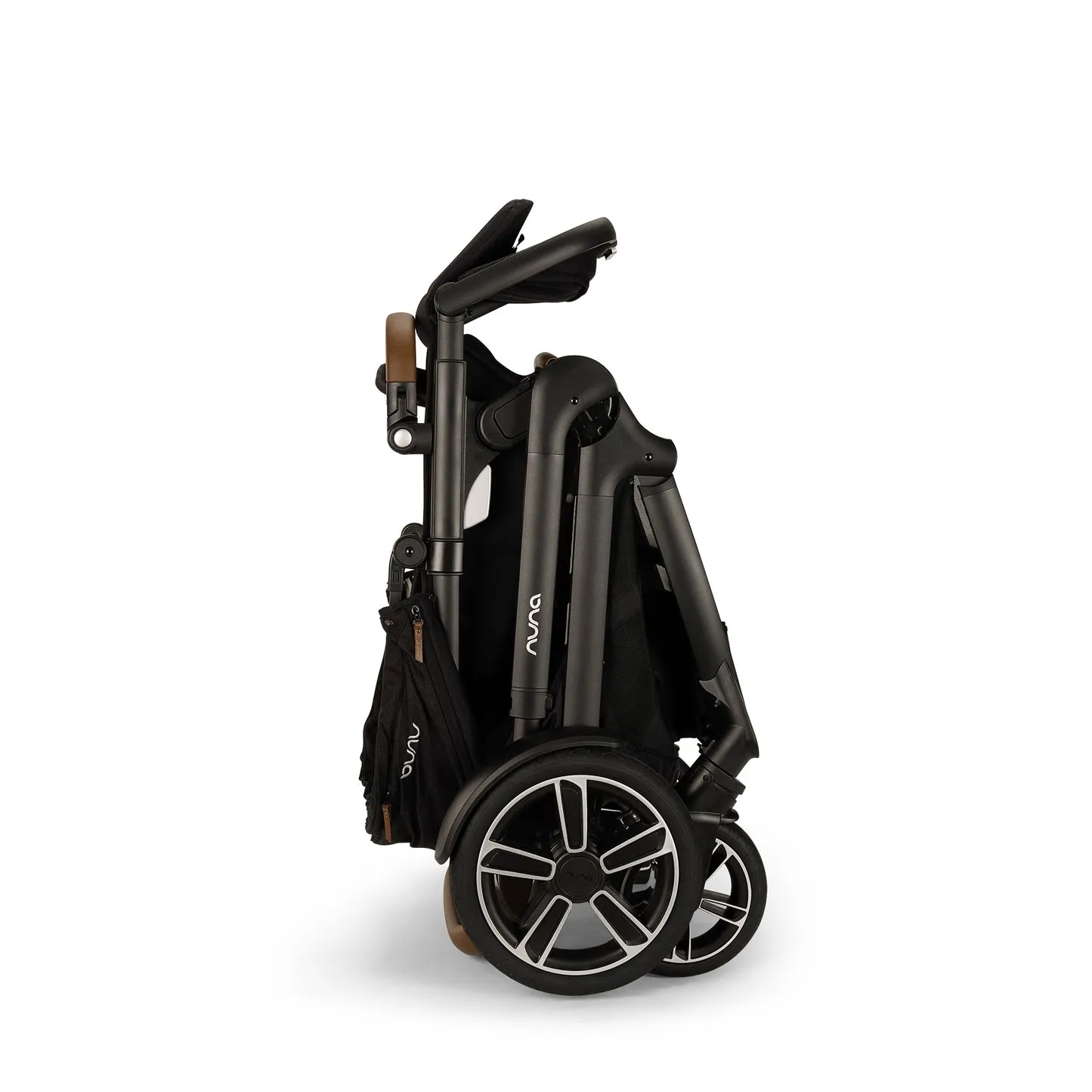 PIPA urbn   DEMI Next Travel System by Nuna